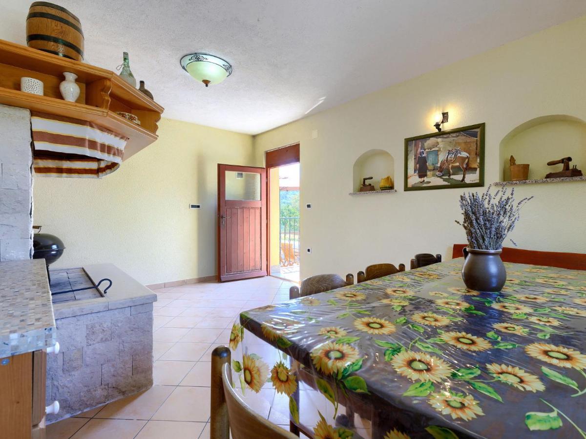 Holiday Home Carla - Lbn429 By Interhome ลาบิน ภายนอก รูปภาพ