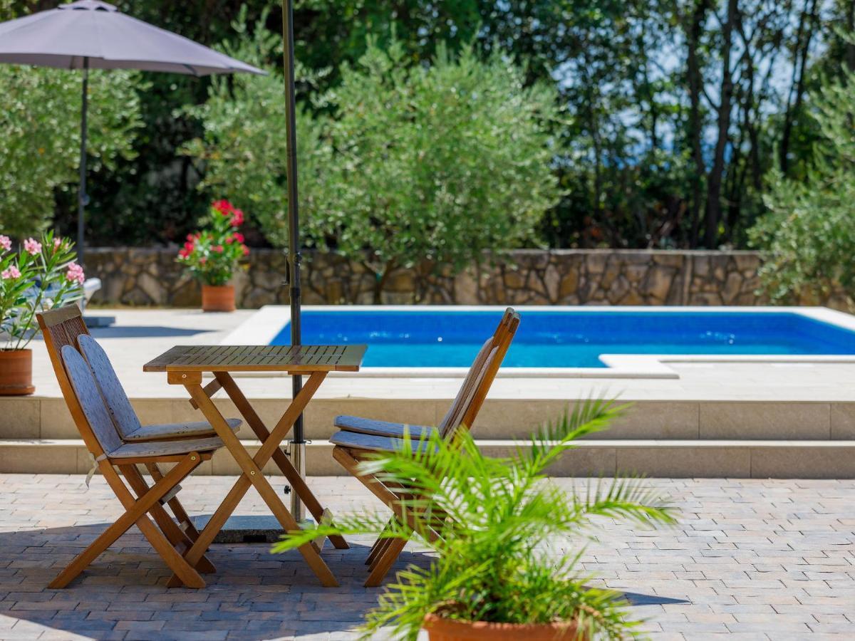 Holiday Home Carla - Lbn429 By Interhome ลาบิน ภายนอก รูปภาพ